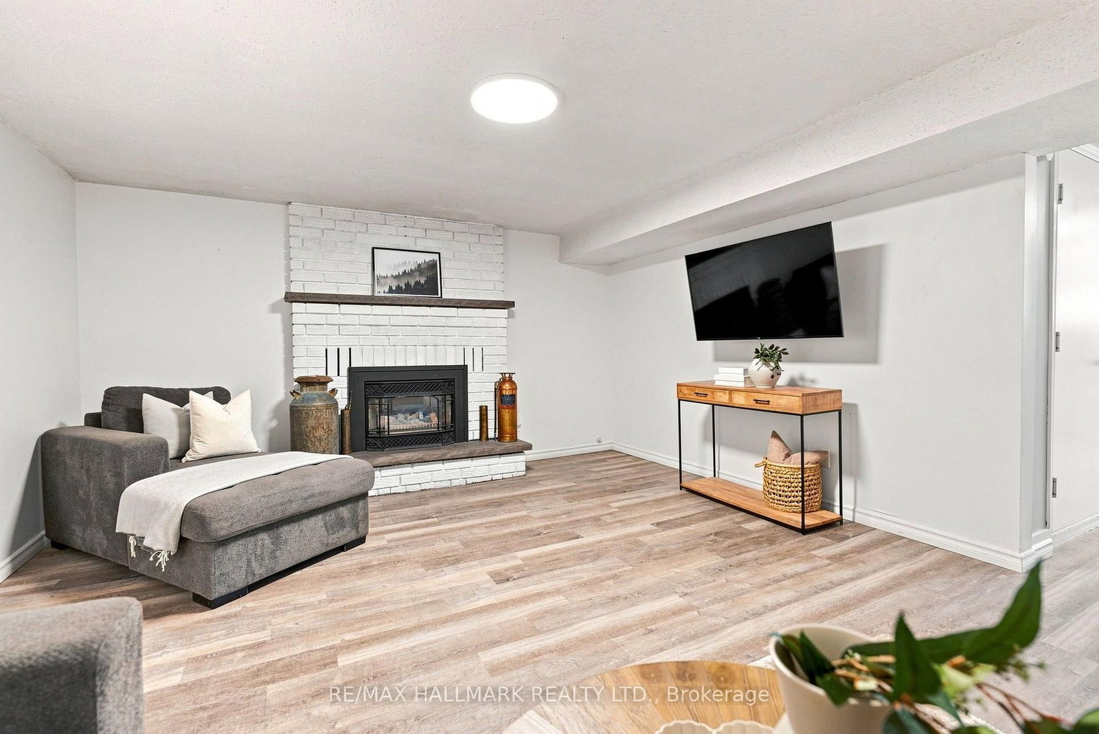 35 Downham Drive • Clarington, ON photo 38