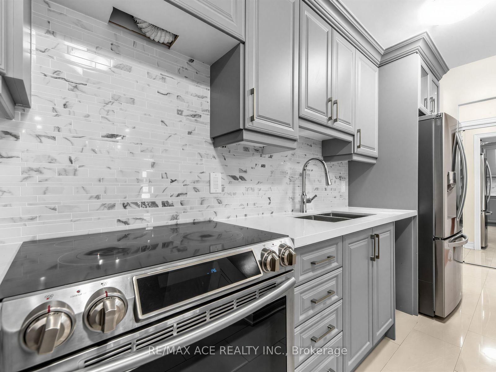 100 Mornelle Court • #1017 • Toronto, ON photo 12