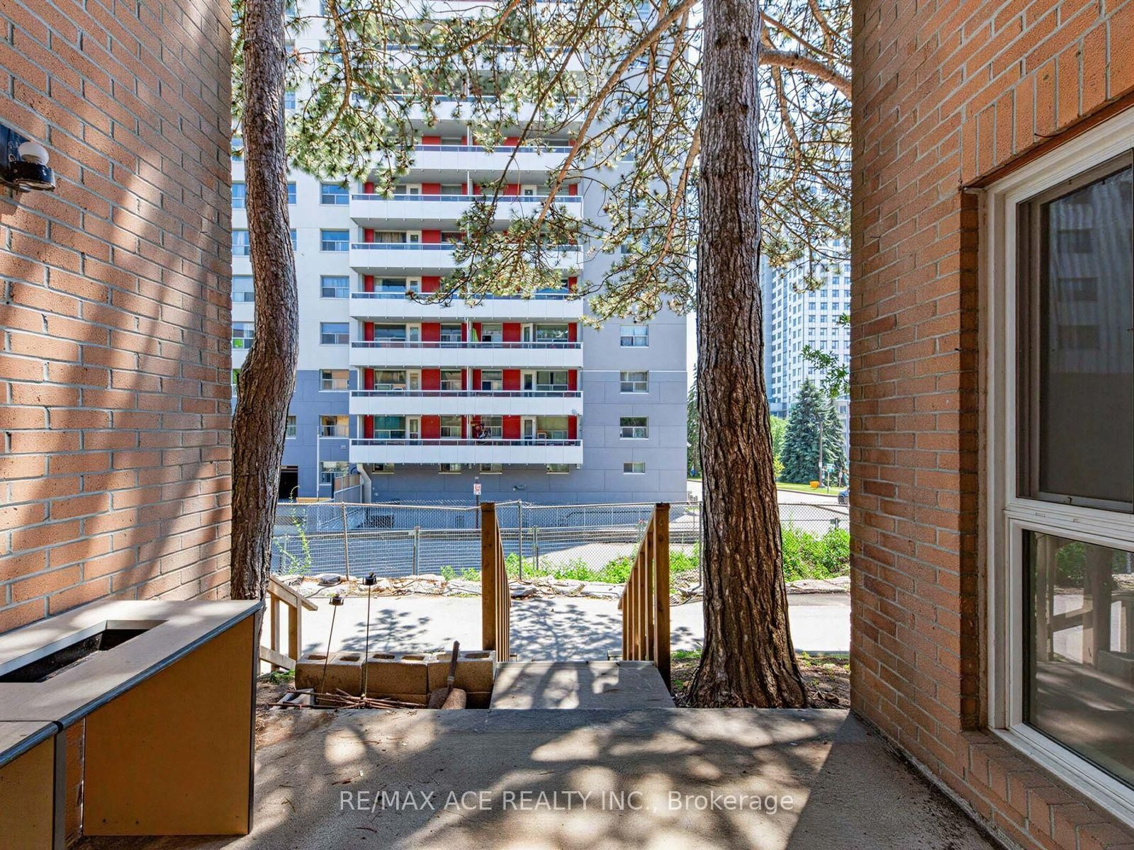 100 Mornelle Court • #1017 • Toronto, ON photo 26