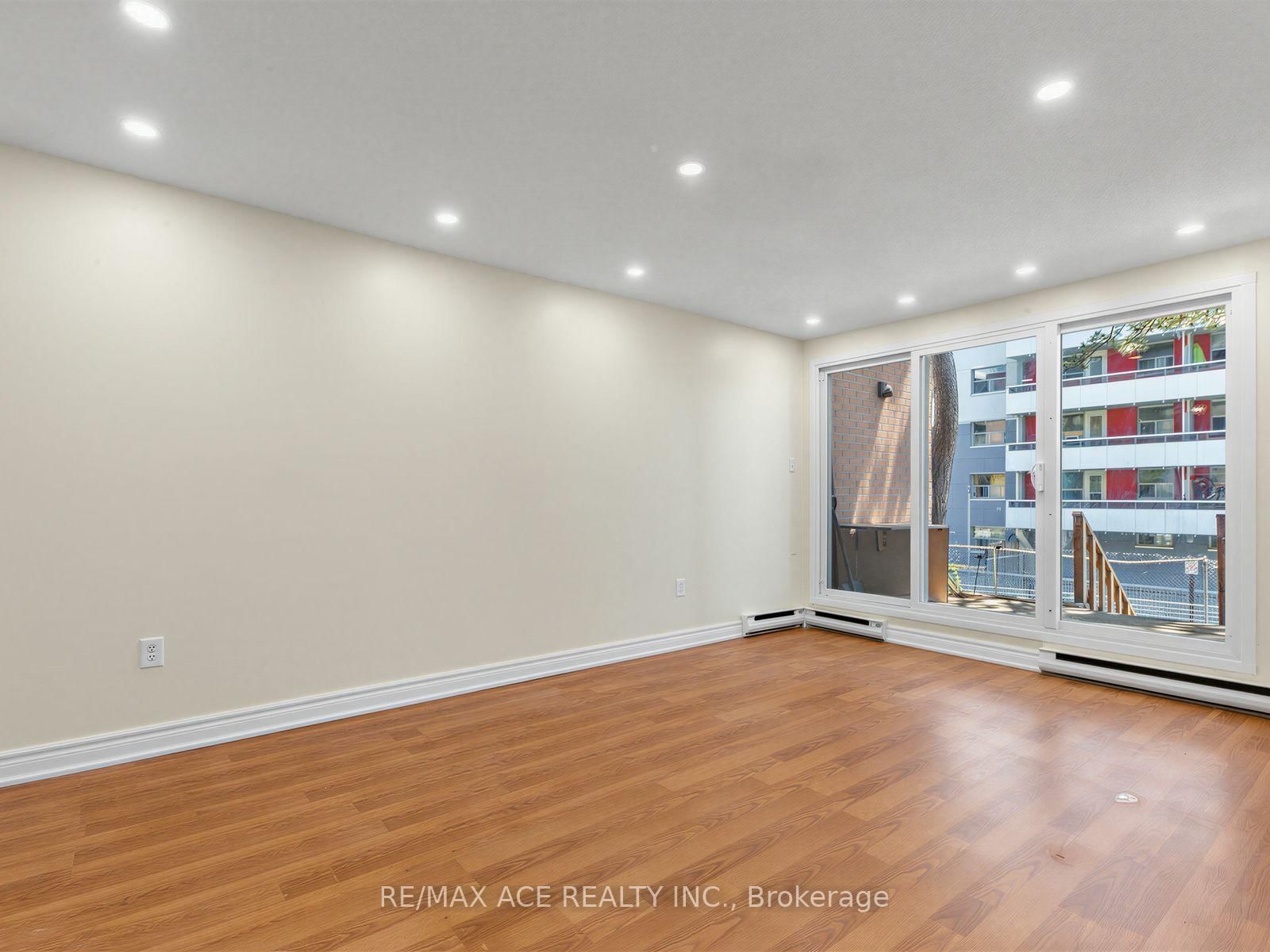 100 Mornelle Court • #1017 • Toronto, ON photo 6