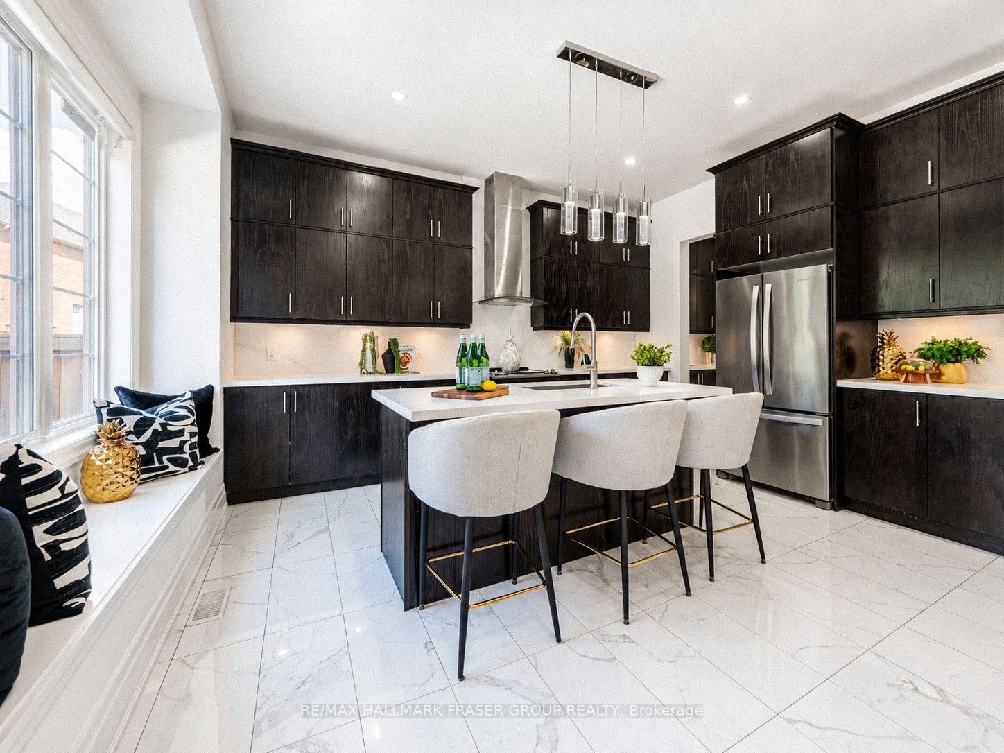 14 Micklefield Avenue • Whitby, ON photo 21