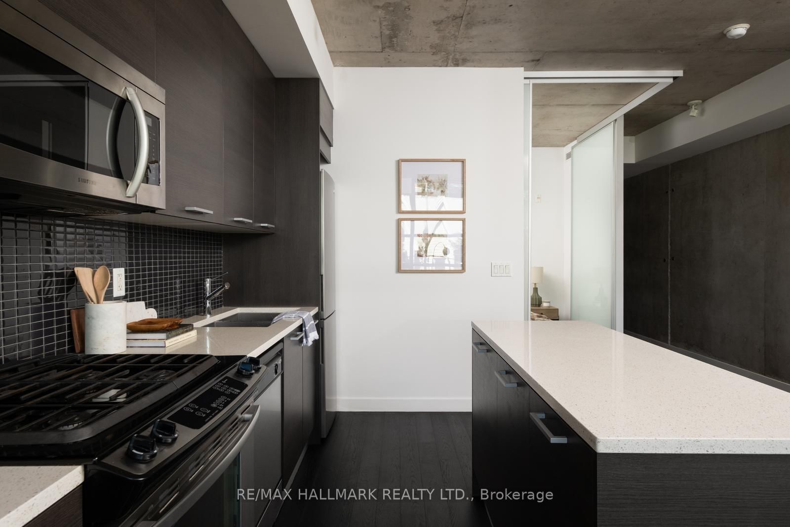 90 Broadview Avenue • #202 • Toronto, ON photo 12