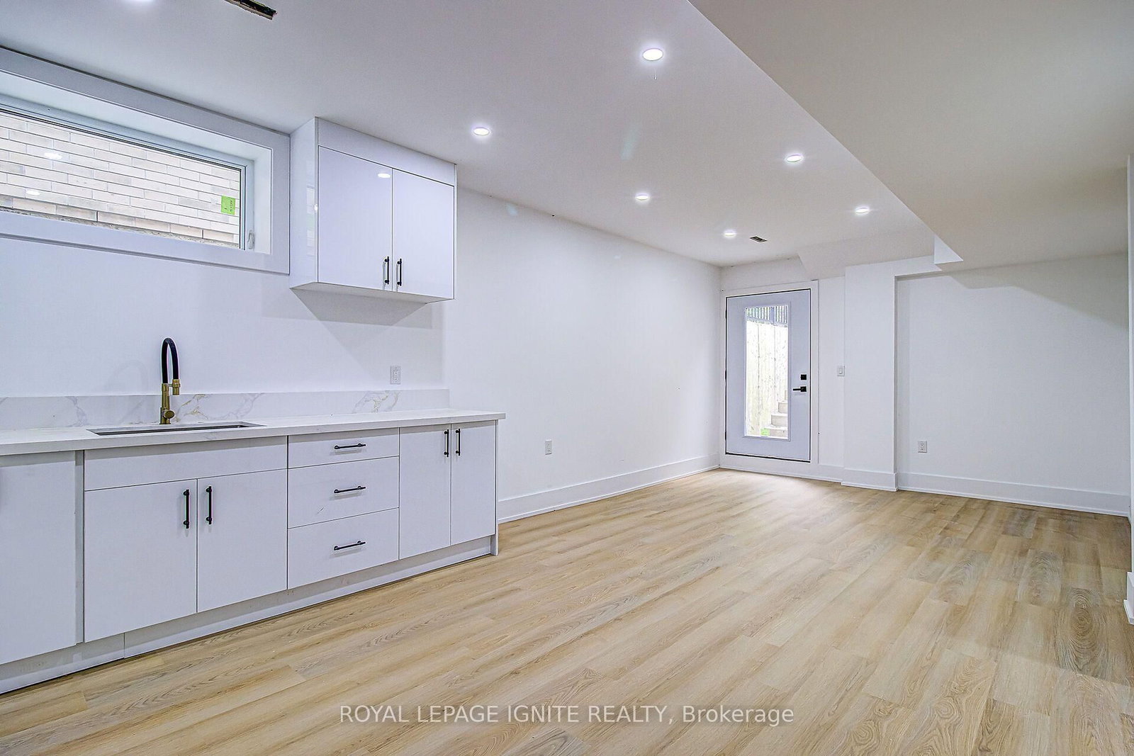 6 McCowan Road • Toronto, ON photo 42