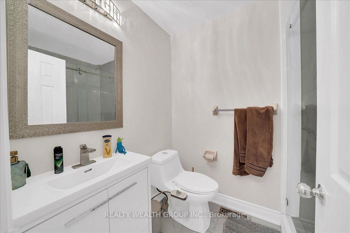40 Clowes Street • Ajax, ON photo 16