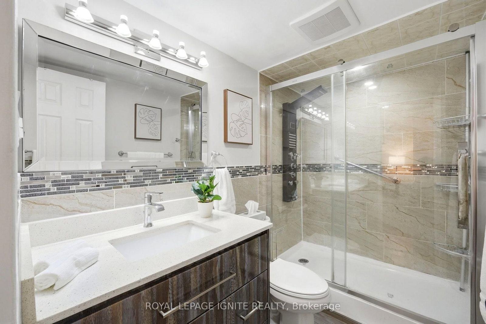 3380 Eglinton Avenue • #903 • Toronto, ON photo 20