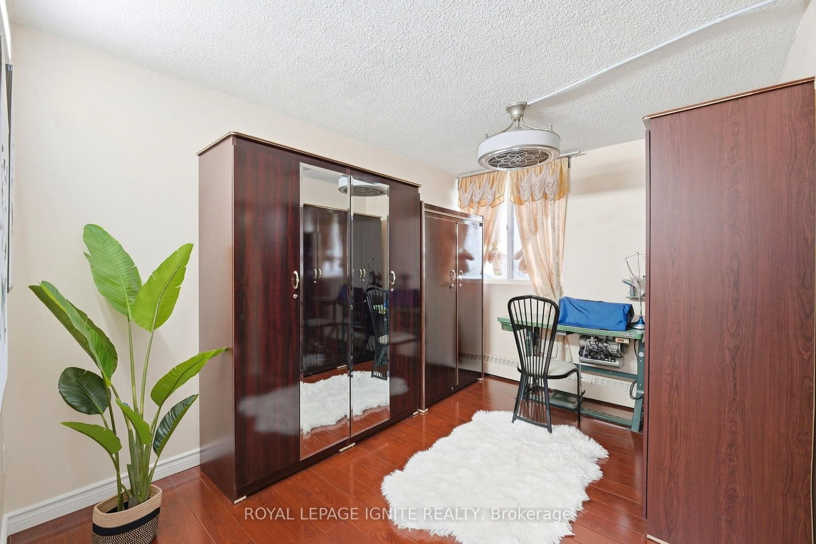 3380 Eglinton Avenue • #903 • Toronto, ON photo 21