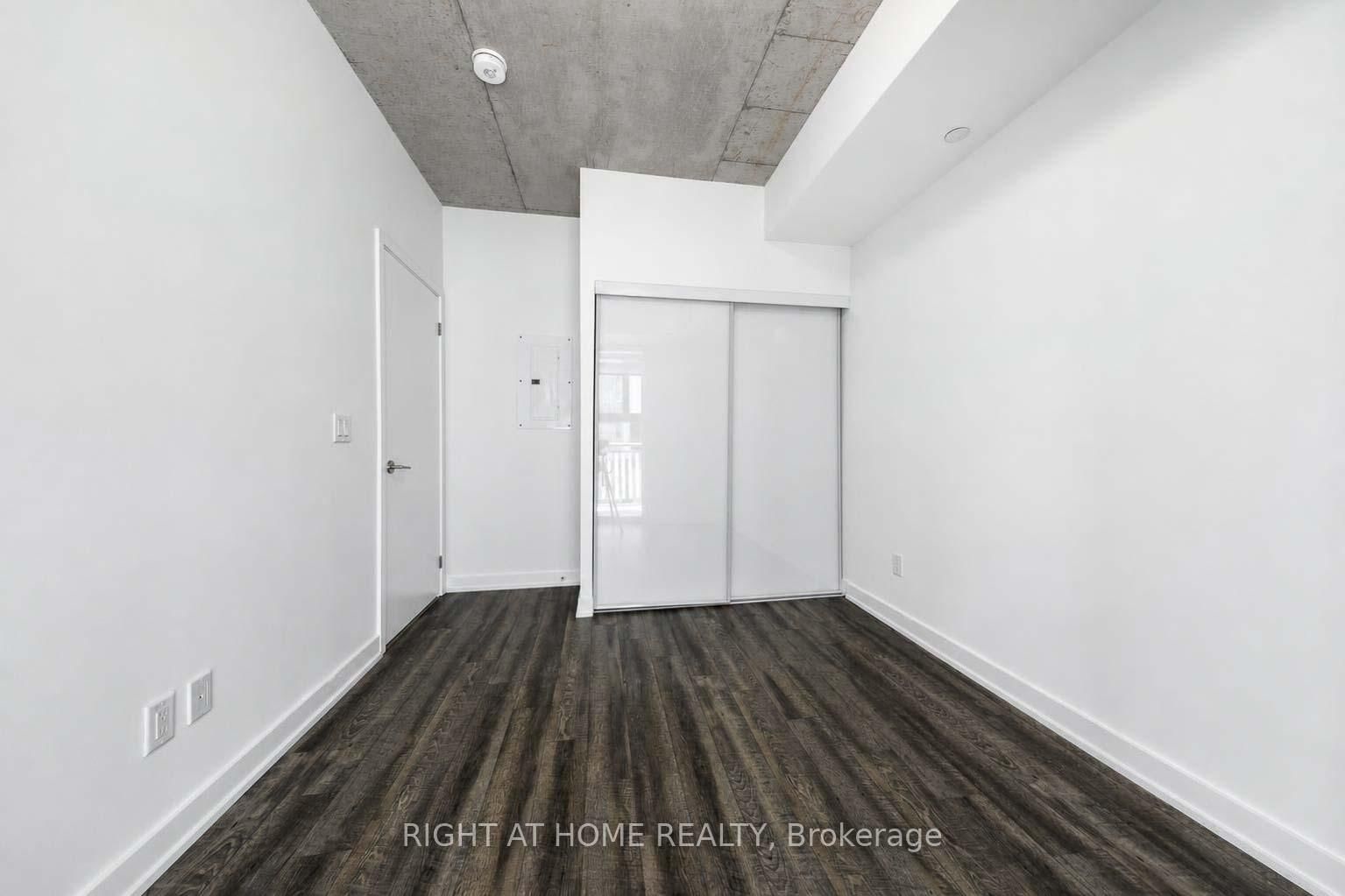 45 BASEBALL Place • #903 • Toronto, ON photo 19