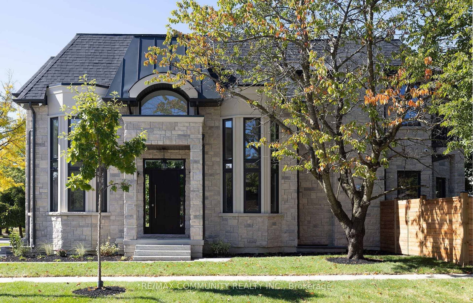 12 Port Royal Trail, Toronto, ON