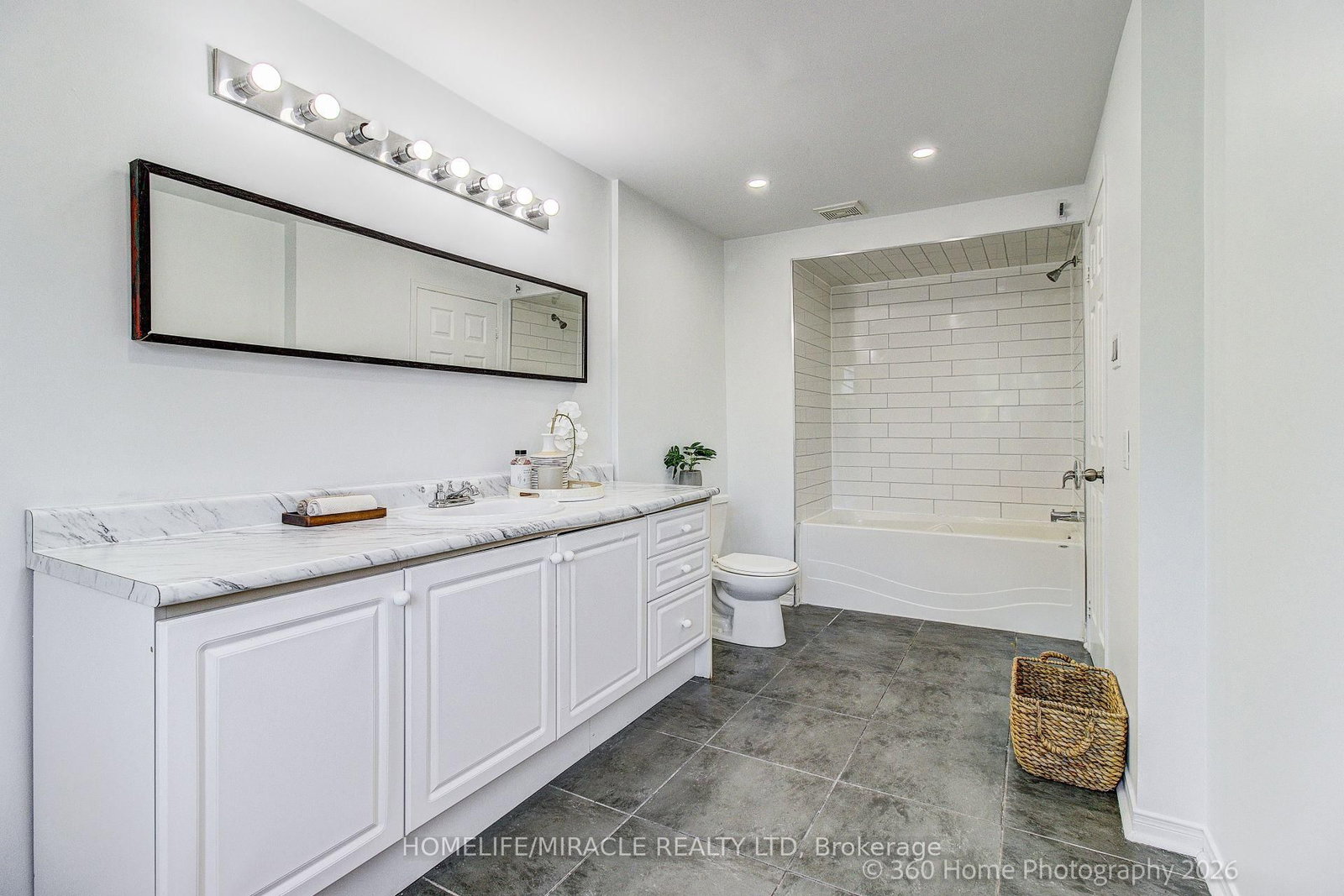 25 Chalmers Crescent • Ajax, ON photo 21