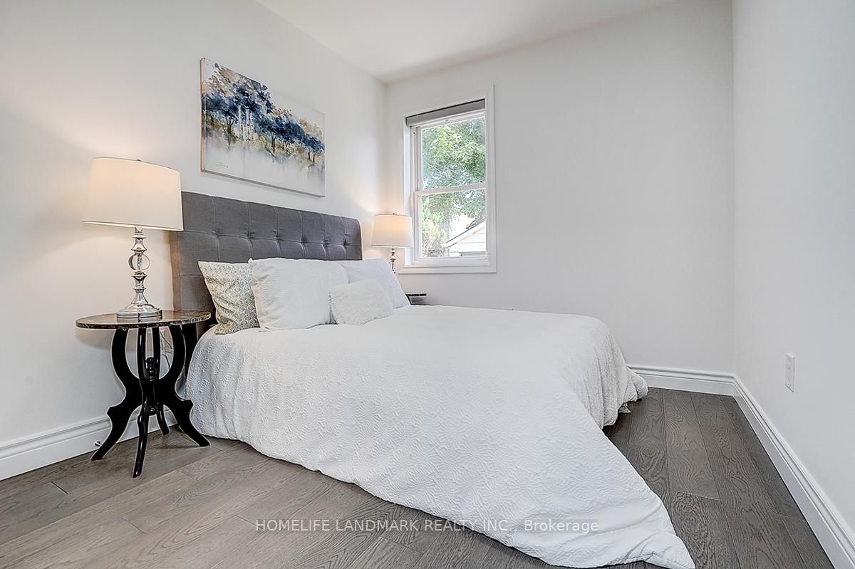 609 Mortimer Avenue • Toronto, ON photo 19
