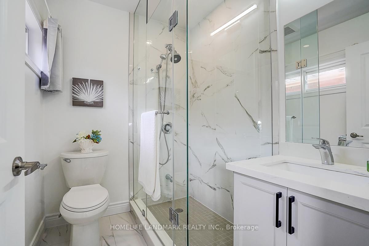609 Mortimer Avenue • Toronto, ON photo 23