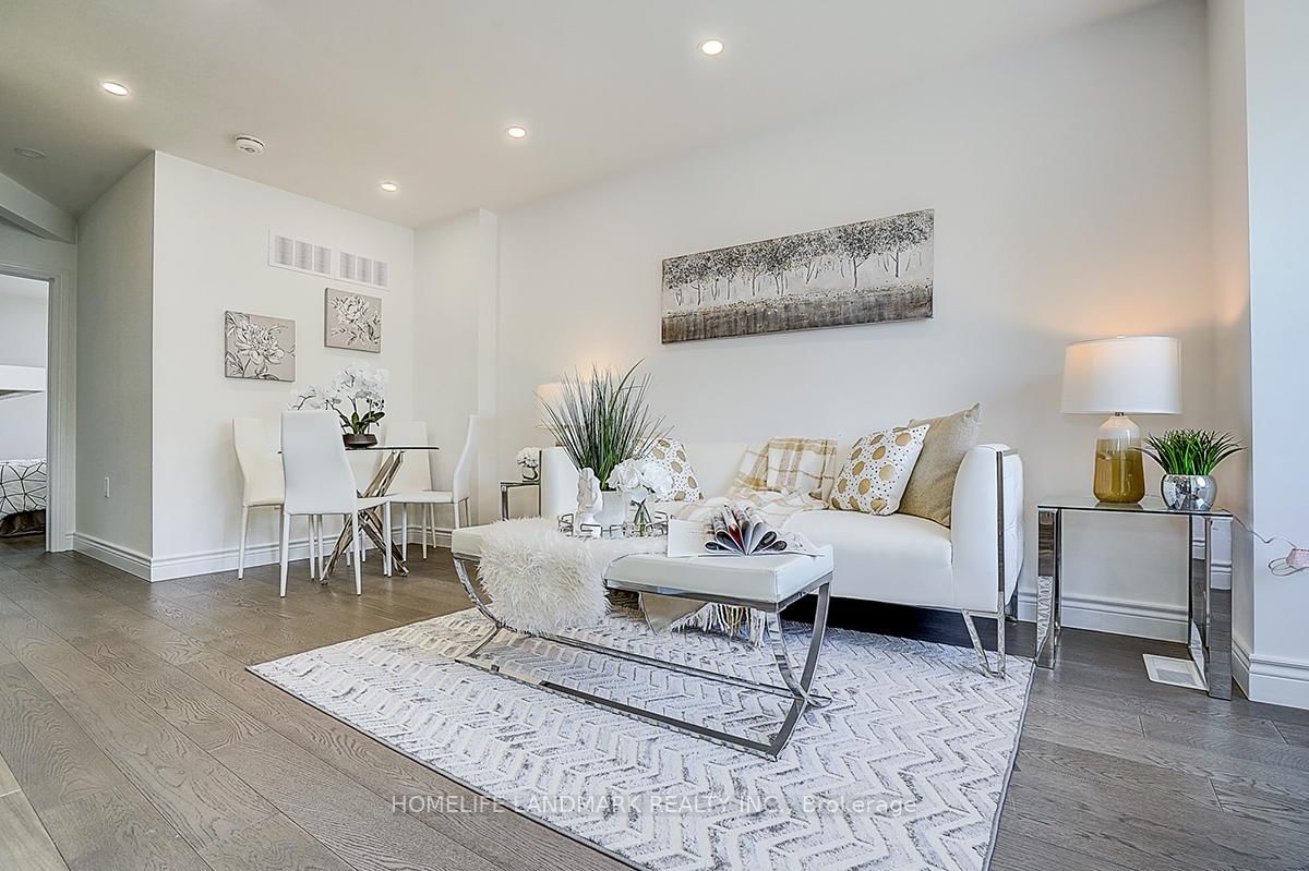 609 Mortimer Avenue, Toronto, ON, photo 3