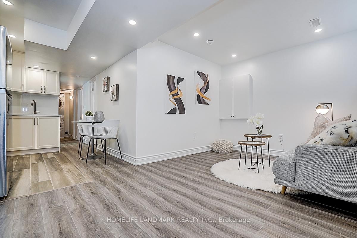 609 Mortimer Avenue • Toronto, ON photo 30