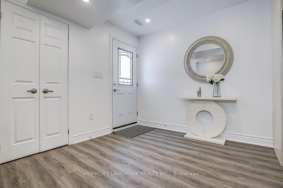609 Mortimer Avenue • Toronto, ON photo 33