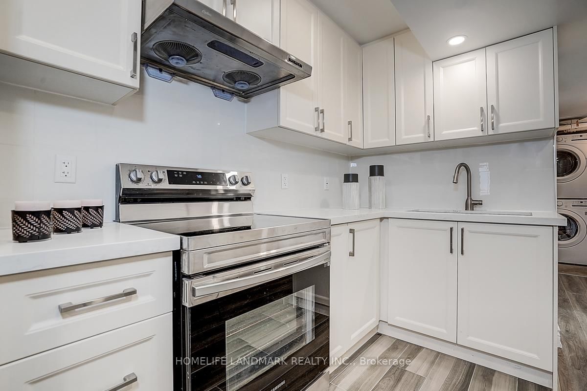 609 Mortimer Avenue • Toronto, ON photo 37