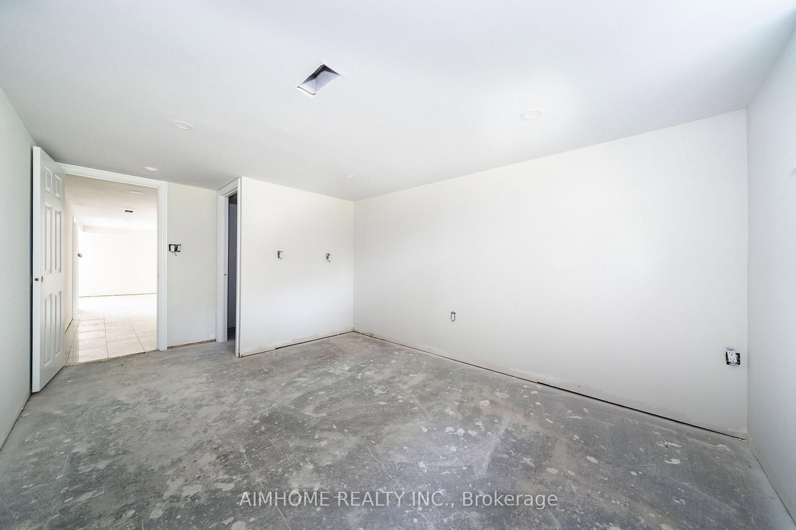 36 Moraine Hill Drive • Toronto, ON photo 16