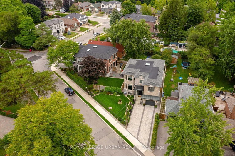 70 Parkview Hill Crescent