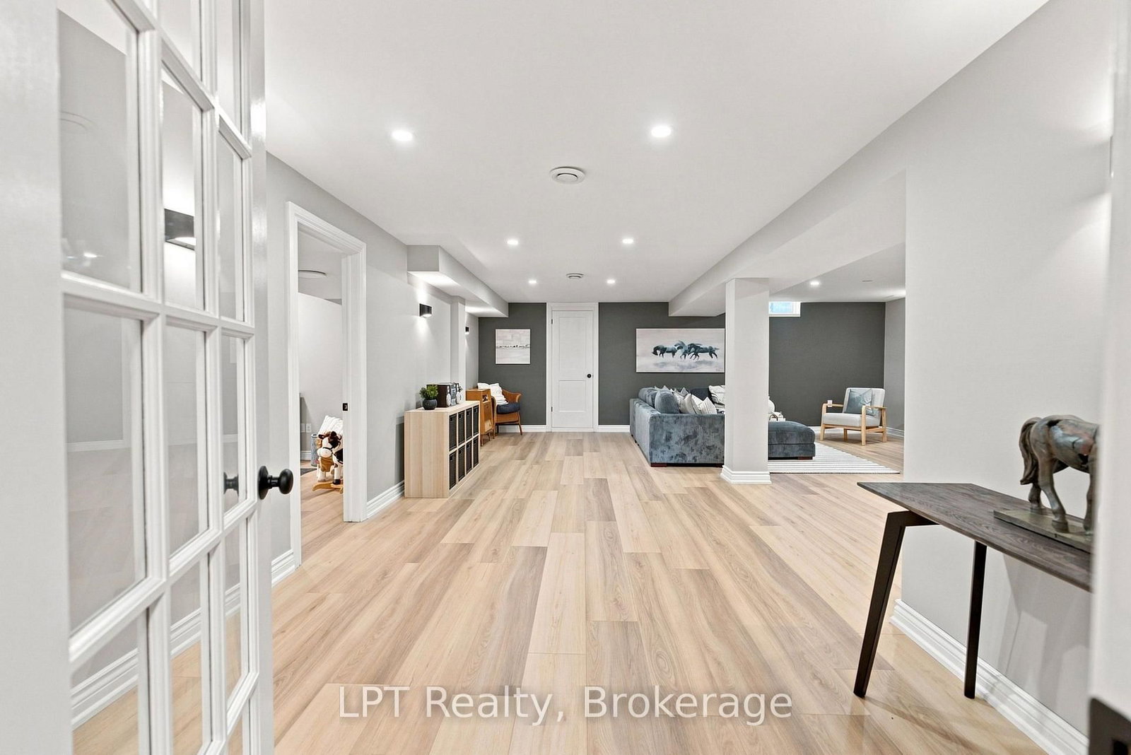87 Darius Harns Drive • Whitby, ON photo 23