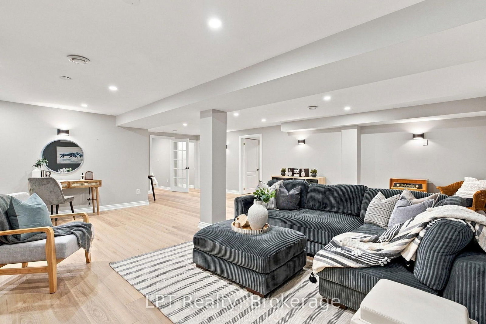 87 Darius Harns Drive • Whitby, ON photo 25
