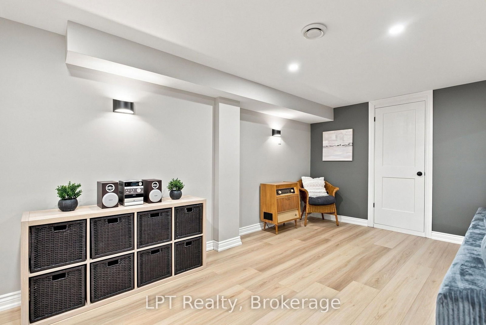 87 Darius Harns Drive • Whitby, ON photo 26