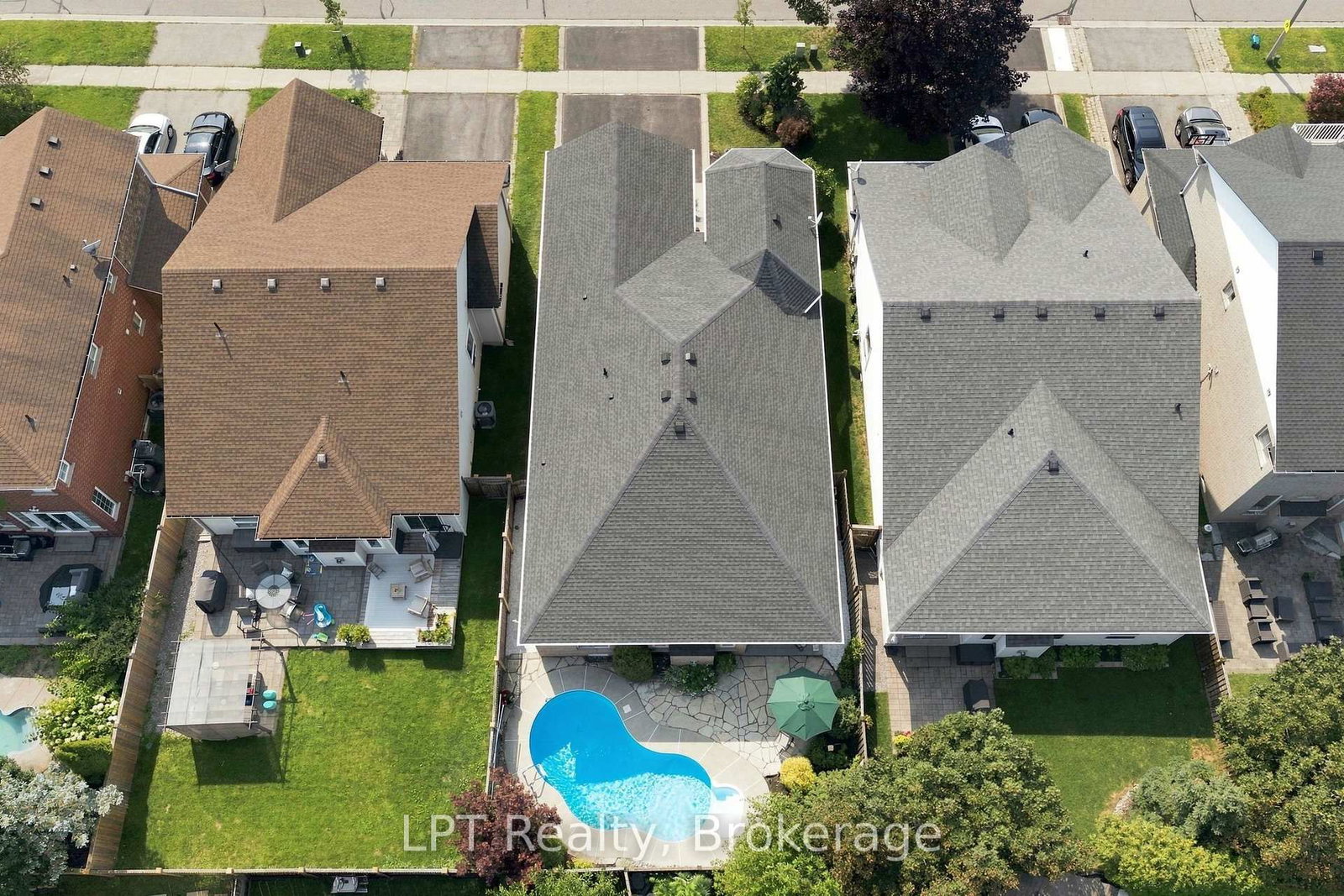 87 Darius Harns Drive • Whitby, ON photo 35