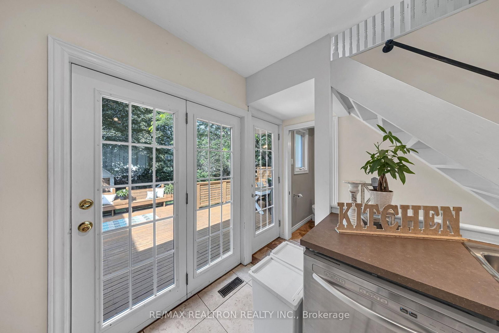 60 Dorset Road • Toronto, ON photo 12