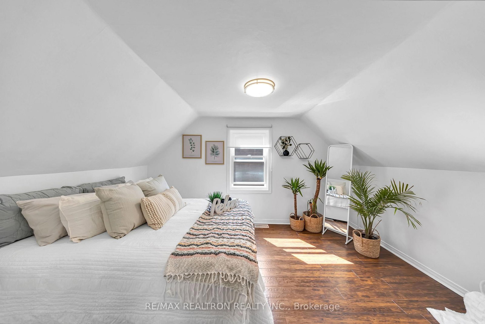 60 Dorset Road • Toronto, ON photo 18