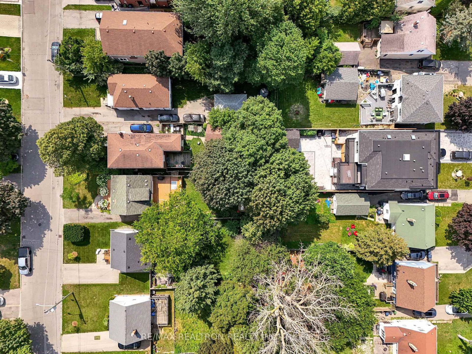 60 Dorset Road • Toronto, ON photo 35