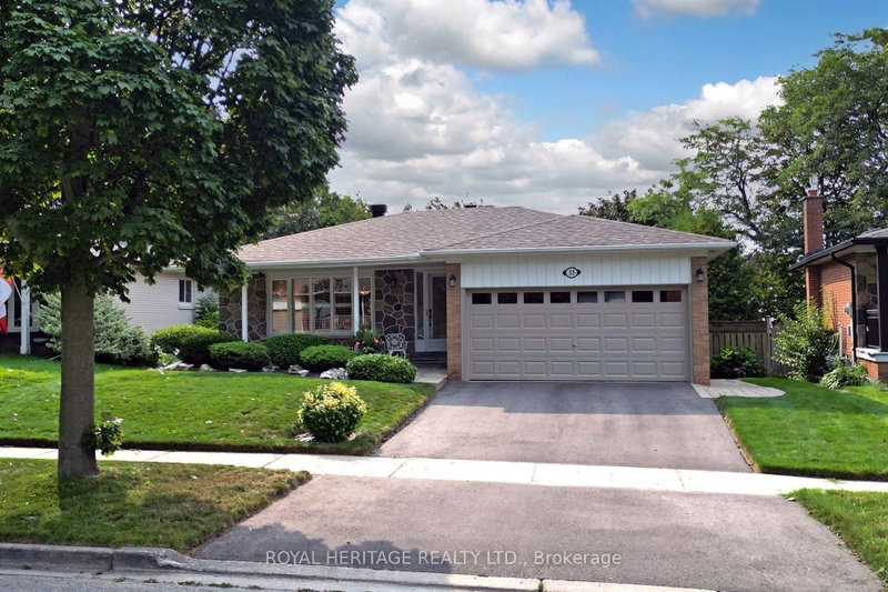 35 Langevin Crescent