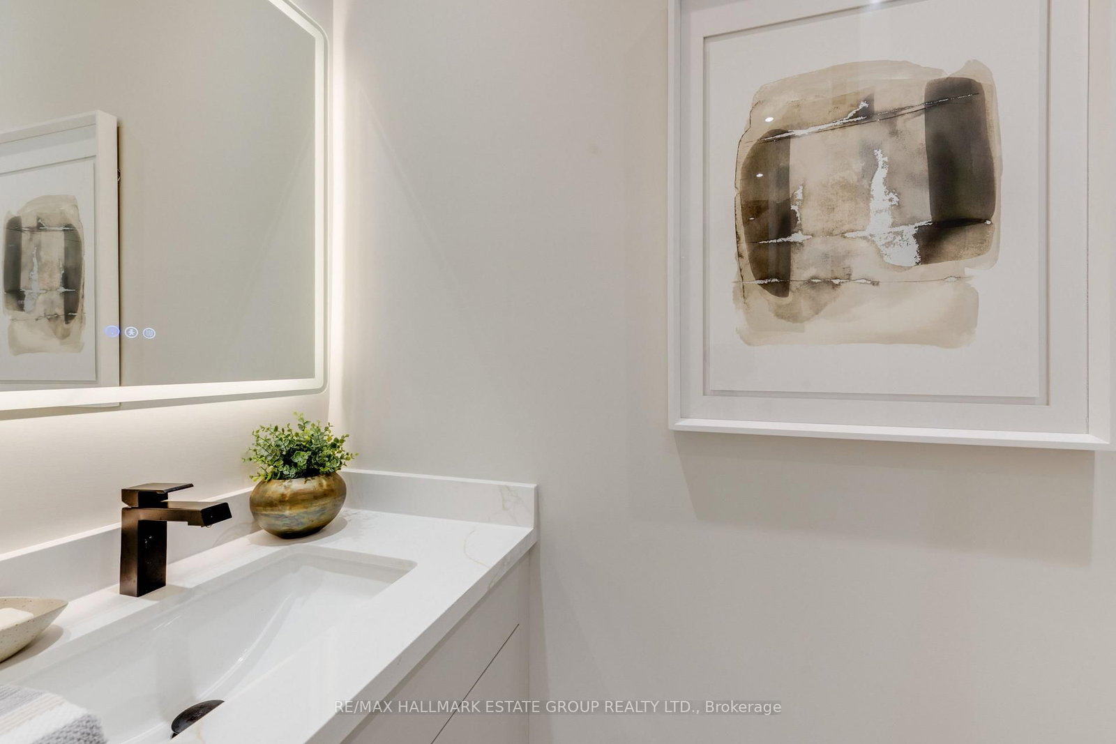 1 Haig Avenue • Toronto, ON photo 17