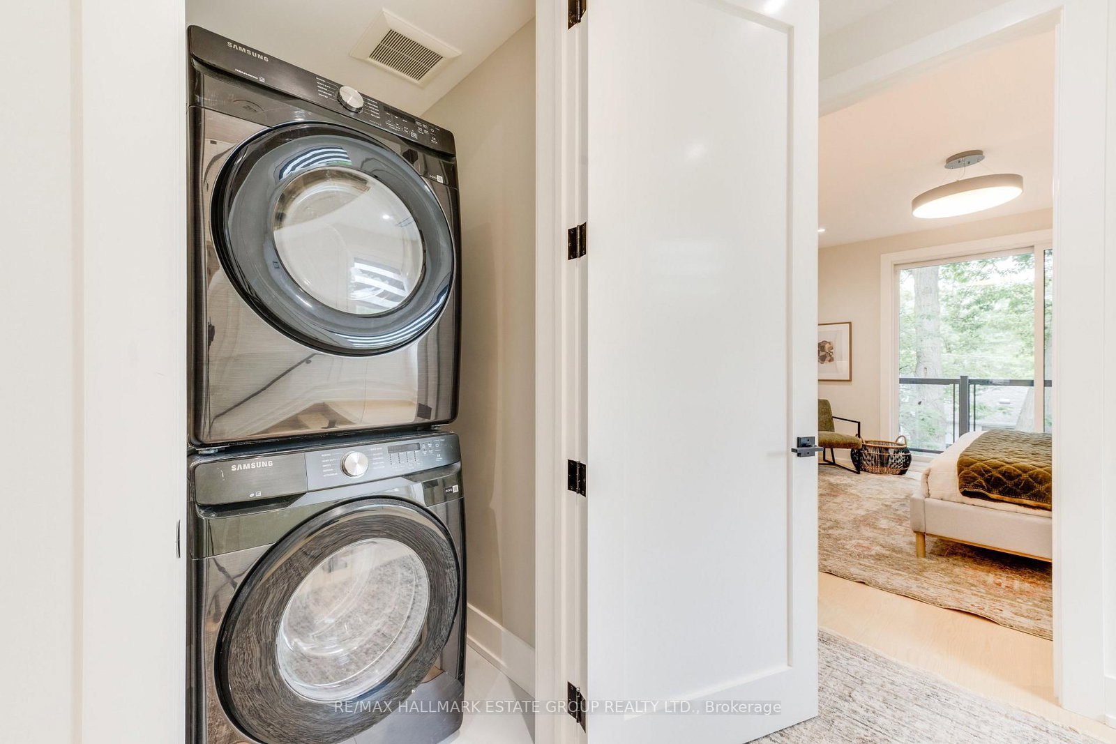 1 Haig Avenue • Toronto, ON photo 23