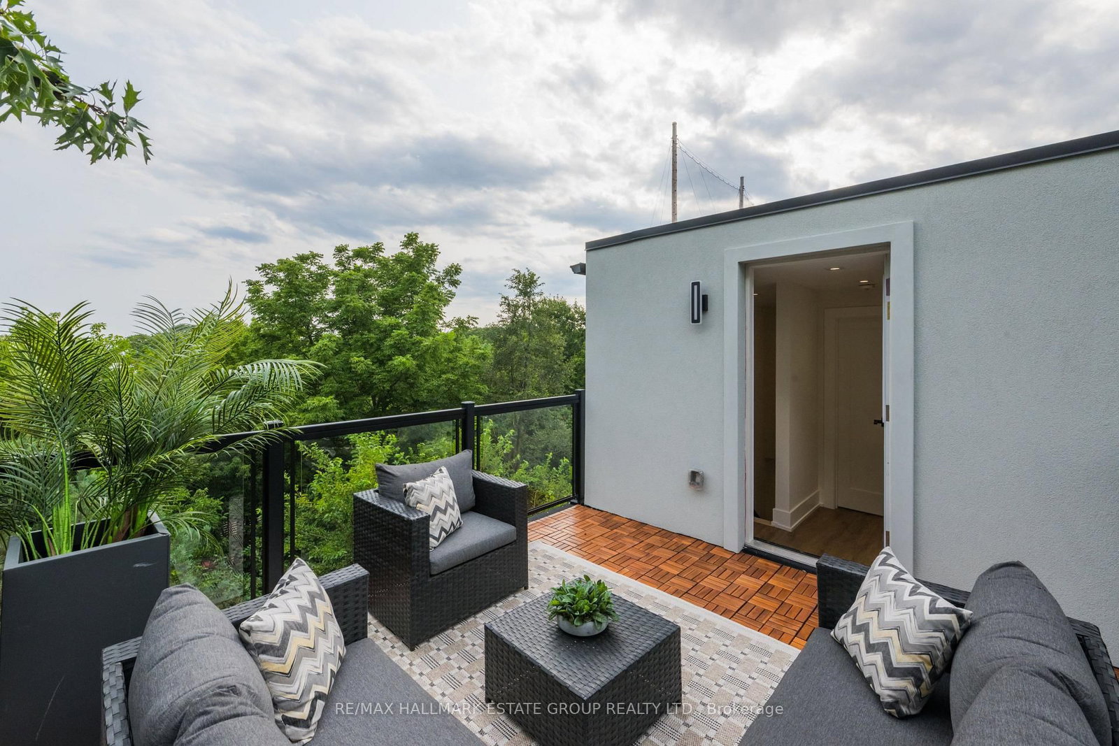 1 Haig Avenue • Toronto, ON photo 37