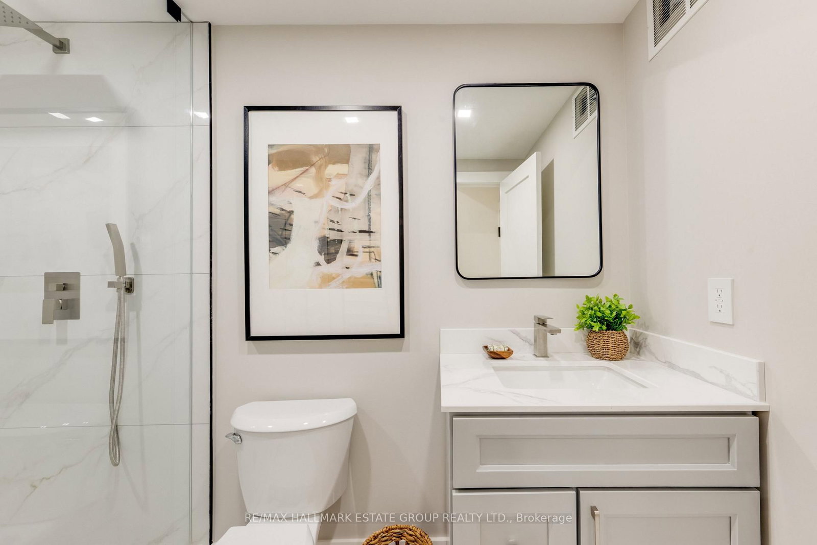 1 Haig Avenue • Toronto, ON photo 44