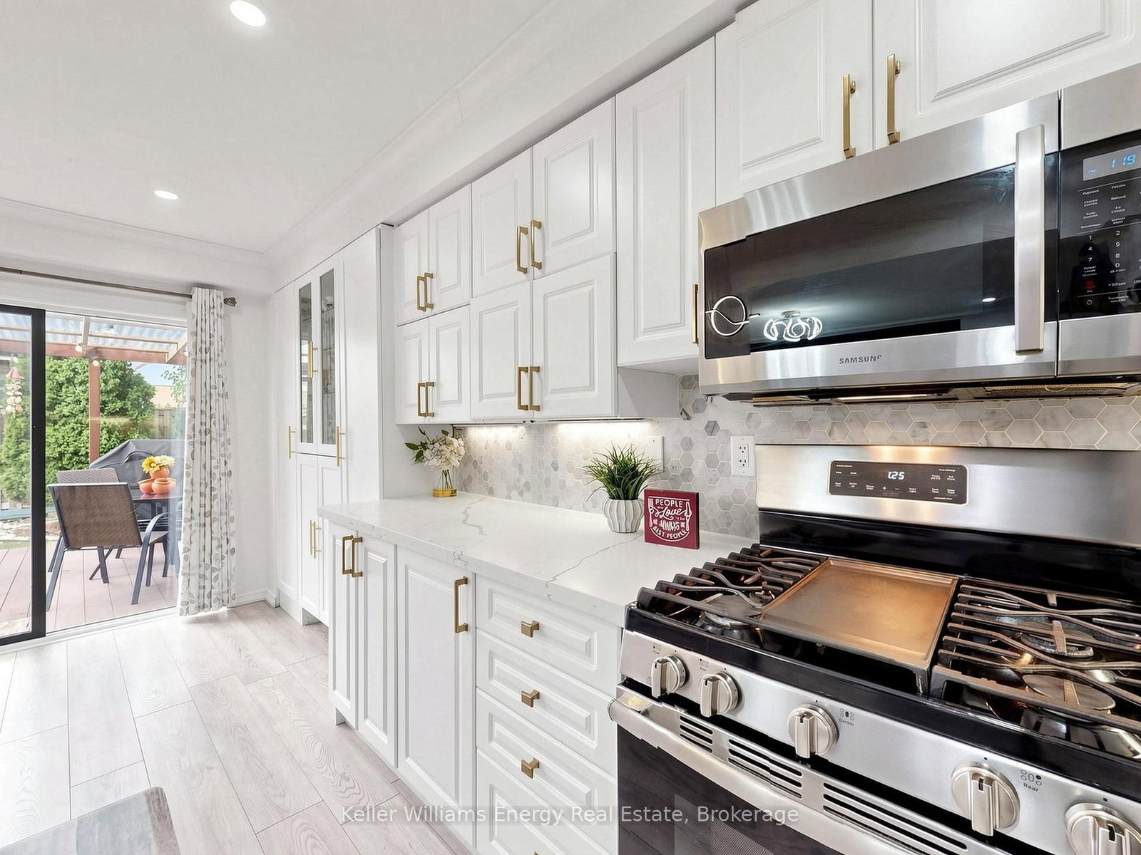 16 Donlevy Crescent • Whitby, ON photo 13