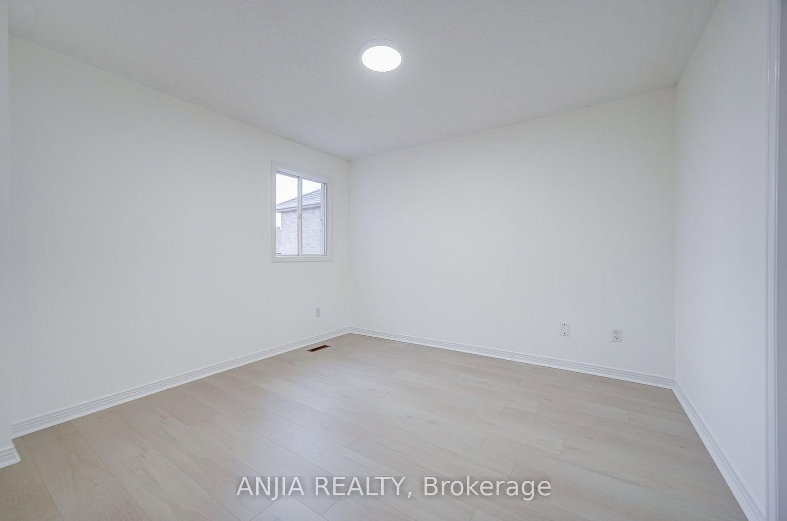 31 Shallowford Court • Toronto, ON photo 39