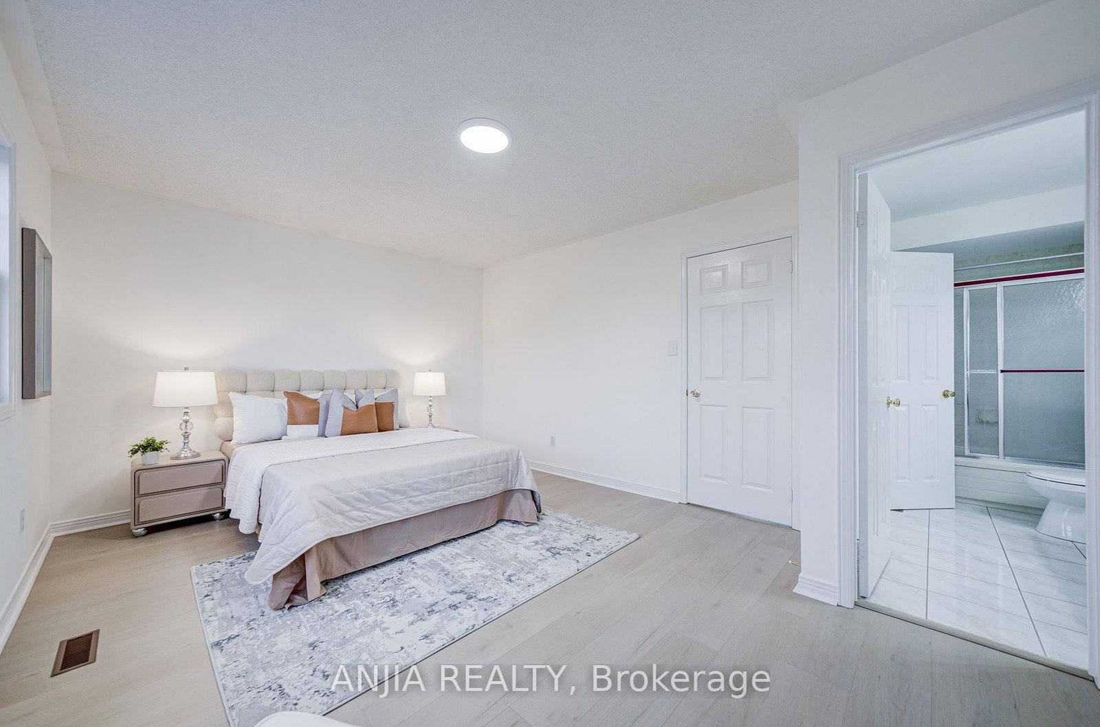 31 Shallowford Court • Toronto, ON photo 43