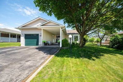 Detached House for sale at 1 Cliff Drive, Clarington, Ontario, L1B 1P2 - Newcastle - MLS: E13671092