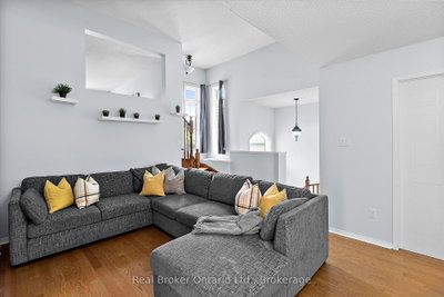 47 Willey Drive • Clarington, ON photo 5