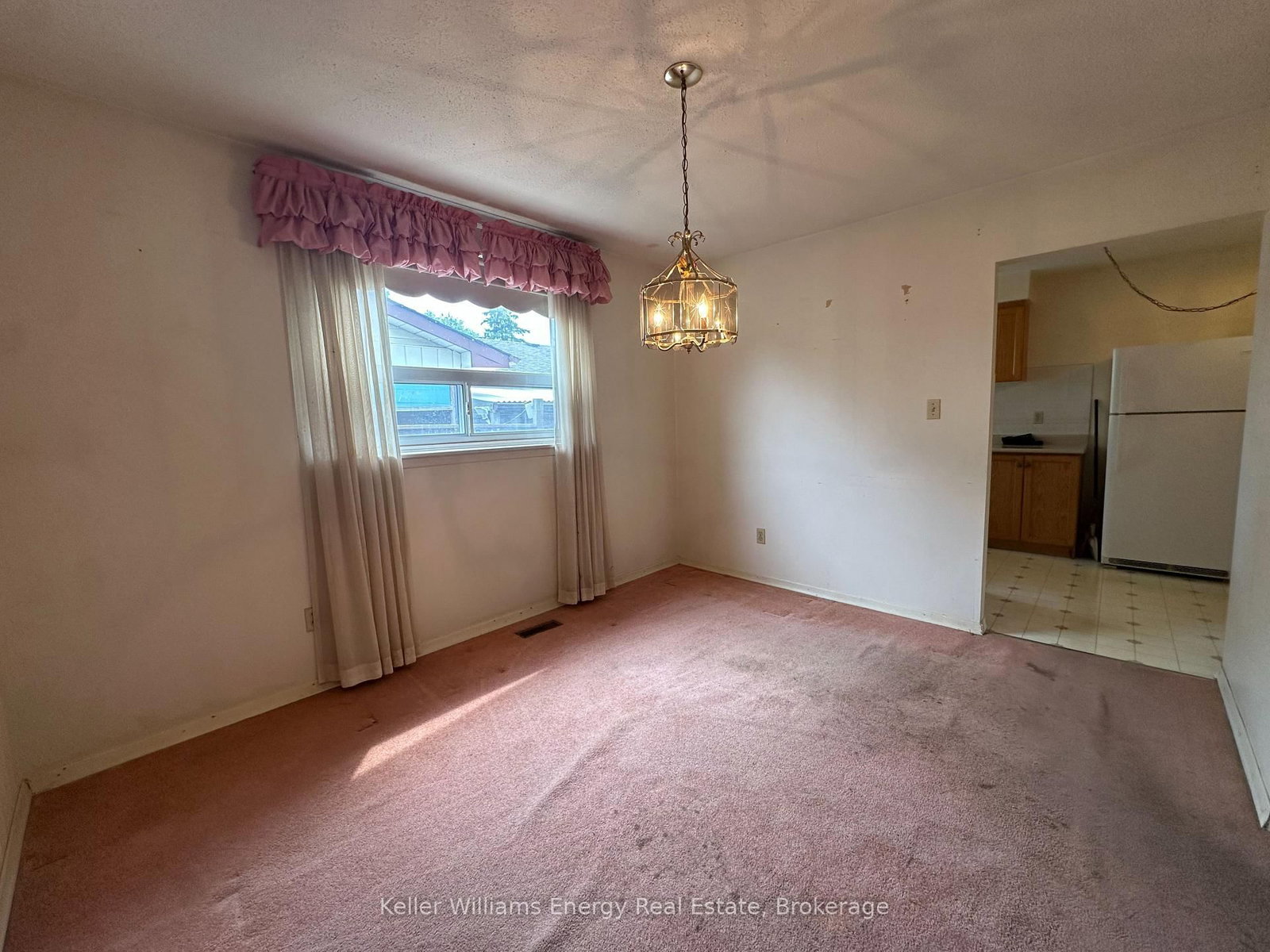 252 Keewatin Street S • Oshawa, ON photo 14