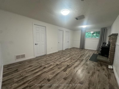 252 Keewatin Street S • Oshawa, ON photo 4