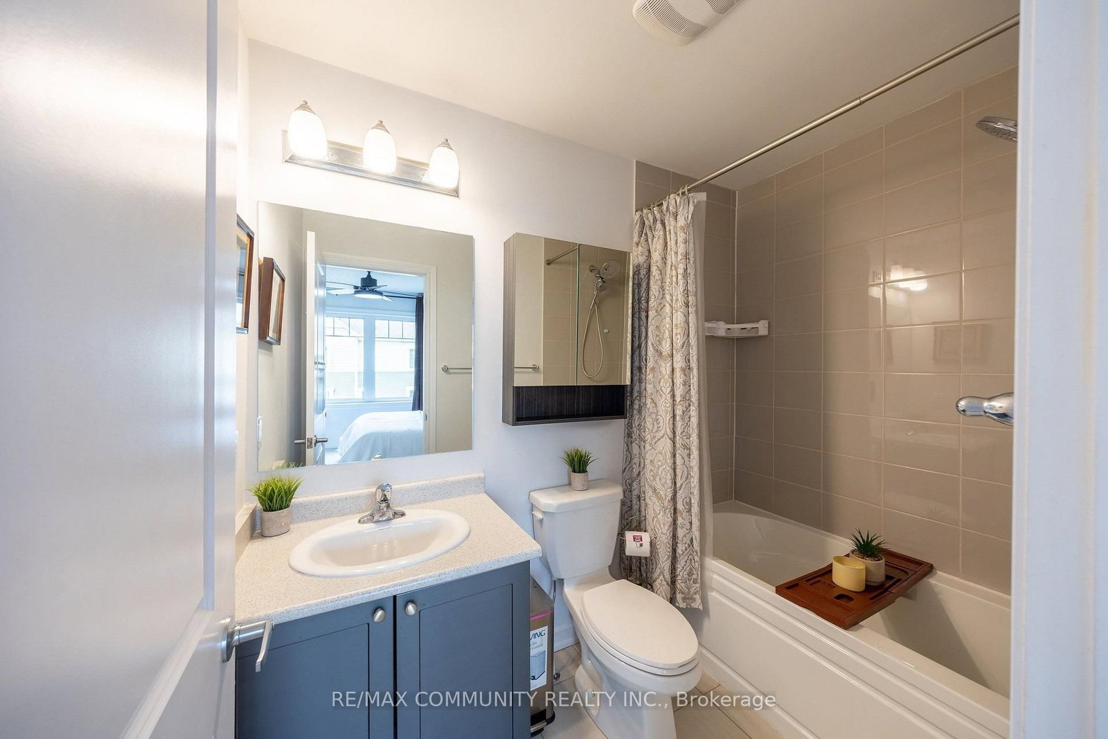 2500 Hill Rise Court • #128 • Oshawa, ON photo 17