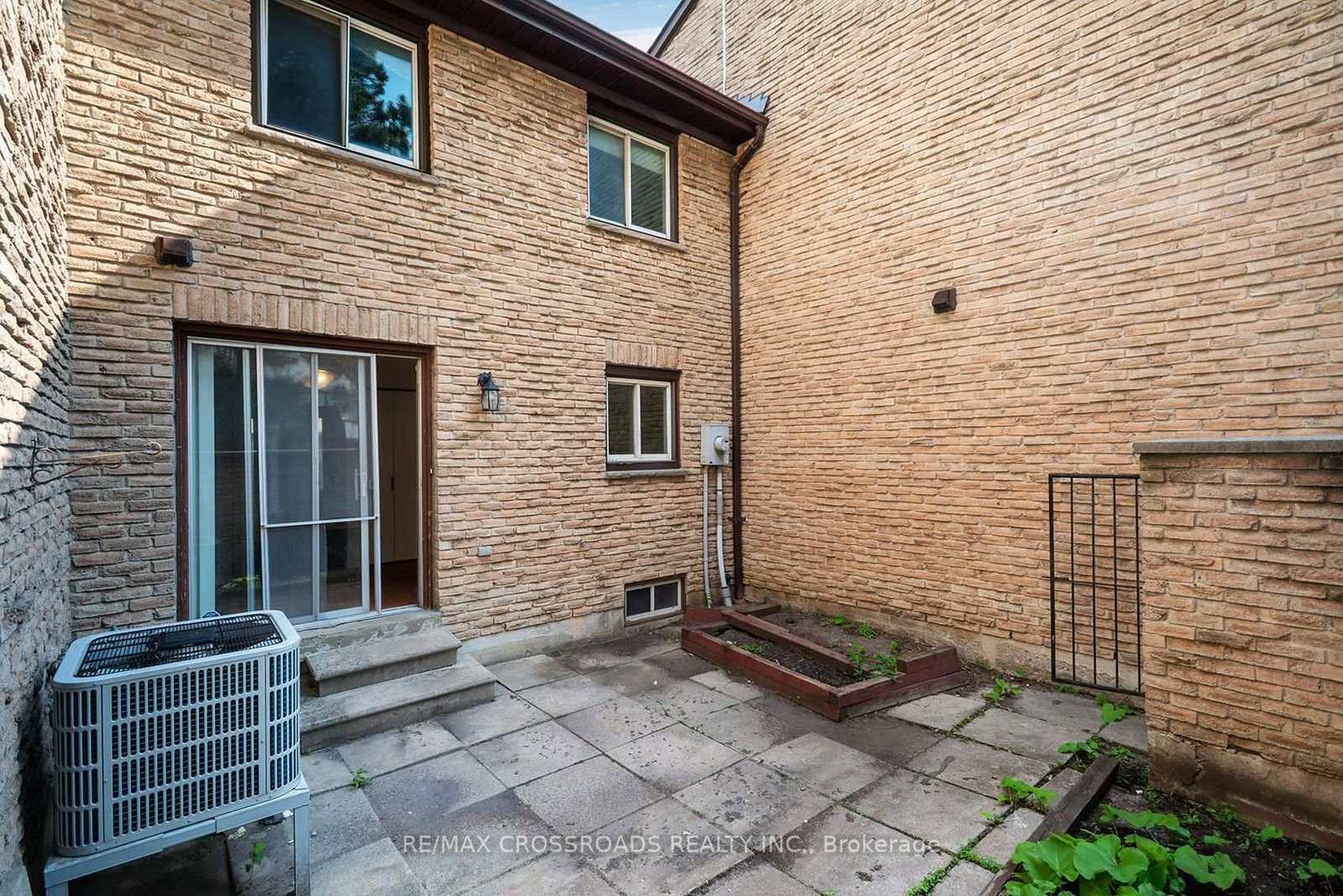100 Burrows Hall Boulevard • #93 • Toronto, ON photo 43