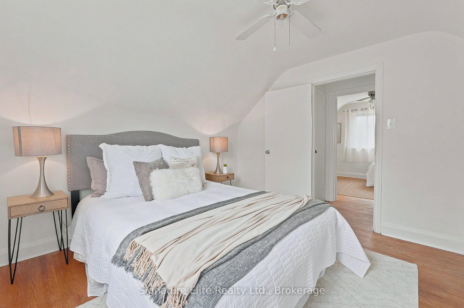 76 Harewood Avenue • Toronto, ON photo 18
