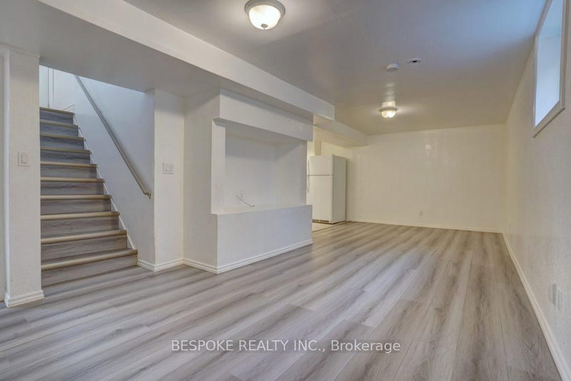 Bsmt - 94 Wellington Avenue W