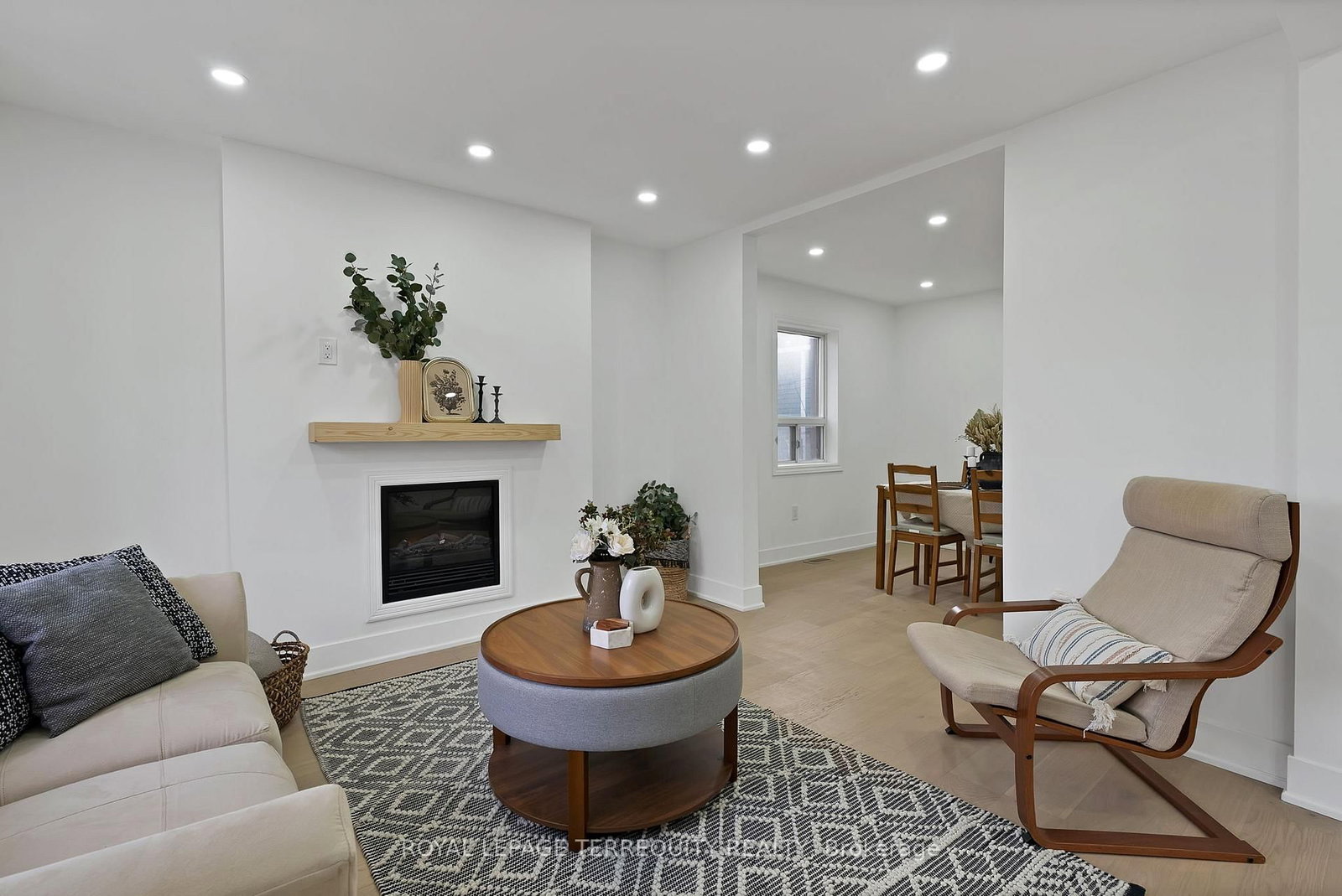 40 Leroy Avenue • Toronto, ON photo 11