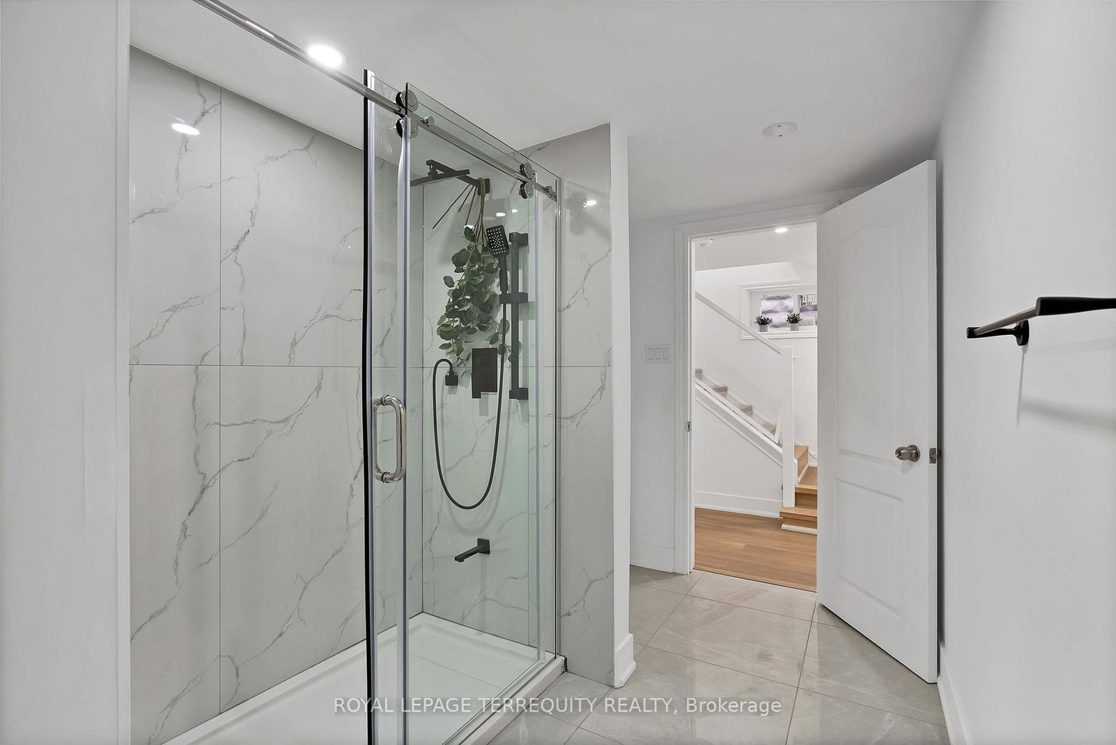 40 Leroy Avenue • Toronto, ON photo 39
