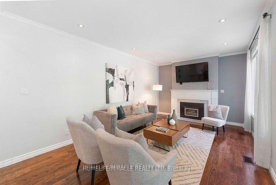 987 Copperfield Drive • Oshawa, ON photo 13