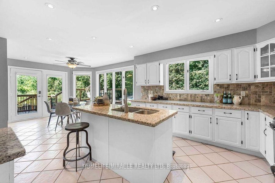 987 Copperfield Drive • Oshawa, ON photo 17