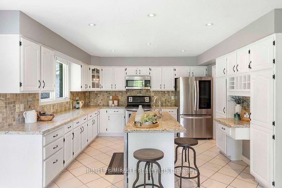 987 Copperfield Drive • Oshawa, ON photo 21