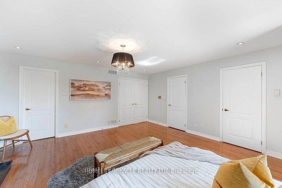 987 Copperfield Drive • Oshawa, ON photo 34